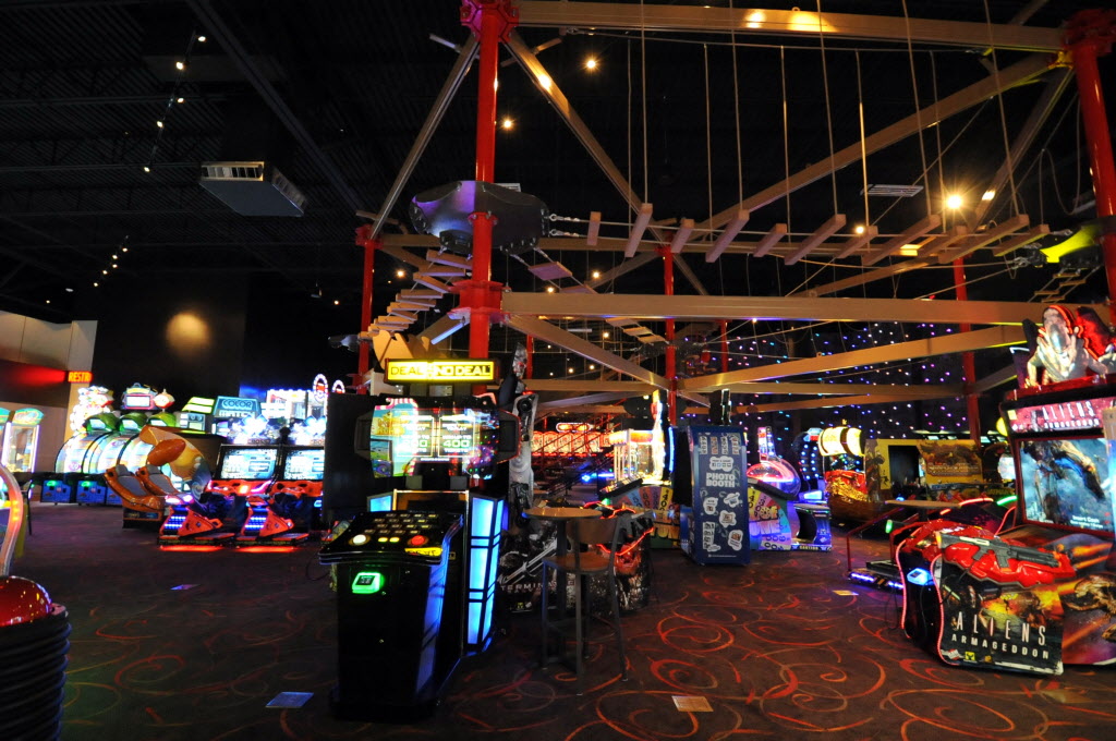 Plano's new bowling alley includes restaurant, rock climbing, and ropes ...