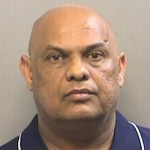Police arrest man suspected of killing wife at South Arlington home
