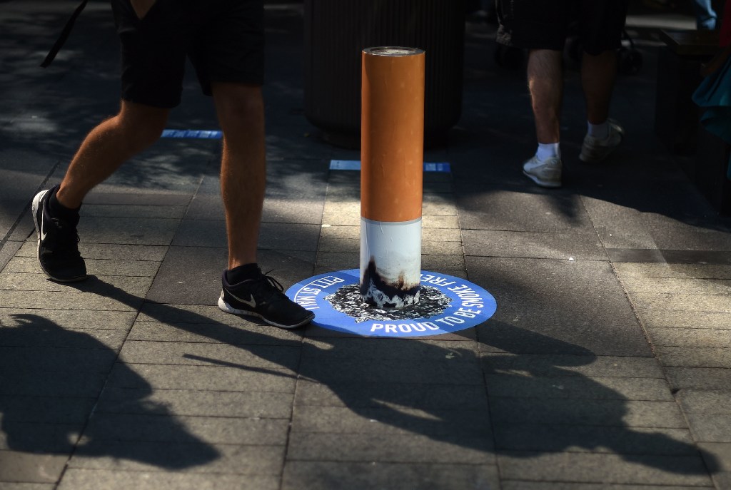 cigarette cake recipe How to make a cake with cigarette design?