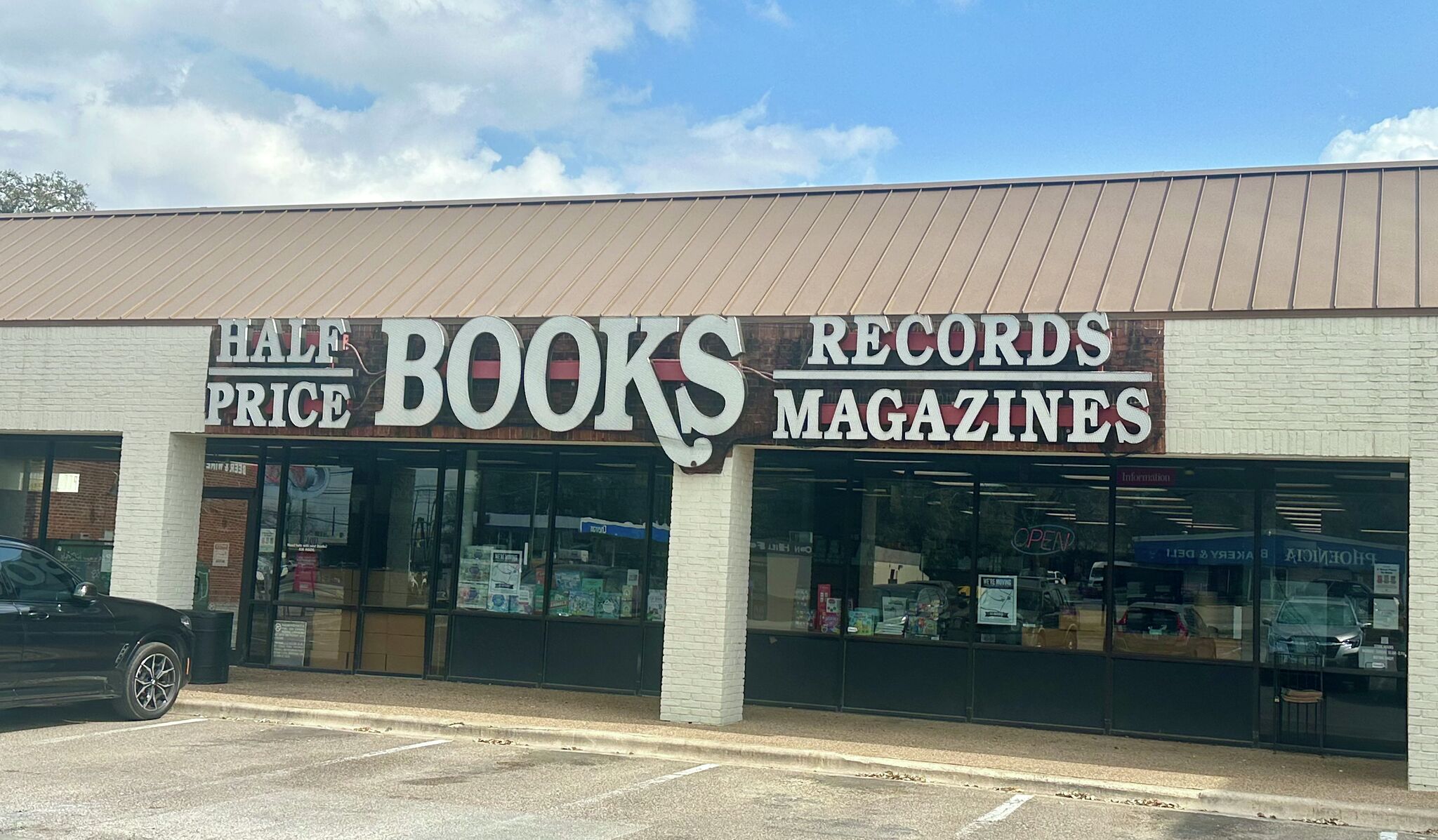 Half Price Books closing South Lamar store, moving to South First