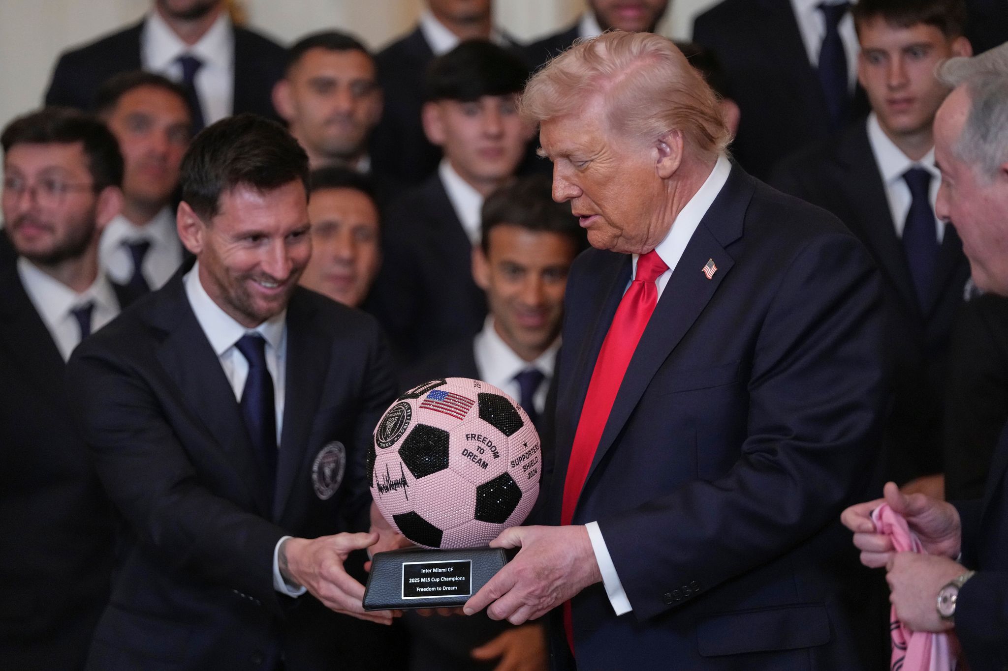 Trump homenajea a Messi e Inter Miami en la Casa Blanca por título de ...