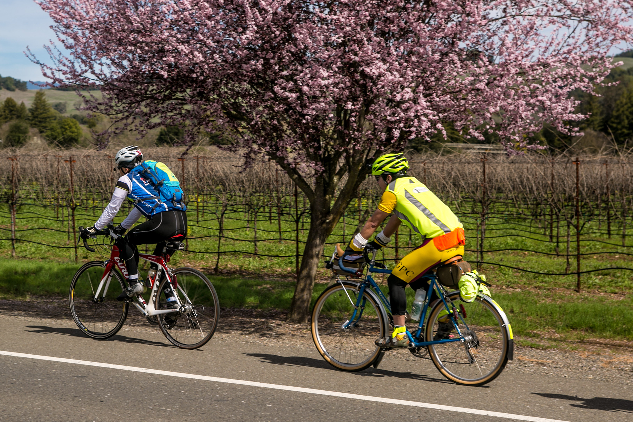 In traffic-clogged California, Bay Area city pays people to bike to work
