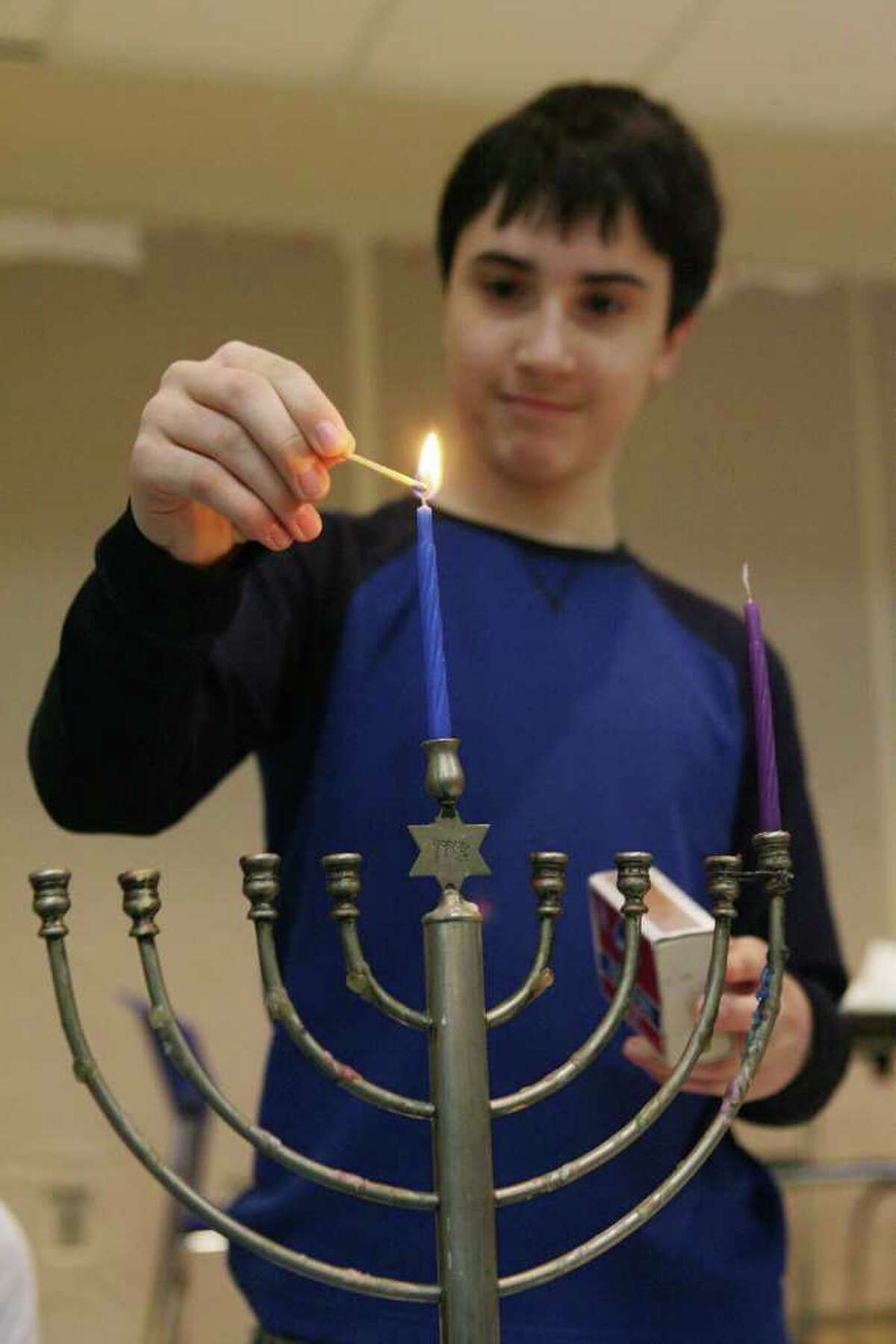 Congregation for Humanistic Judaism celebrates Hannukah