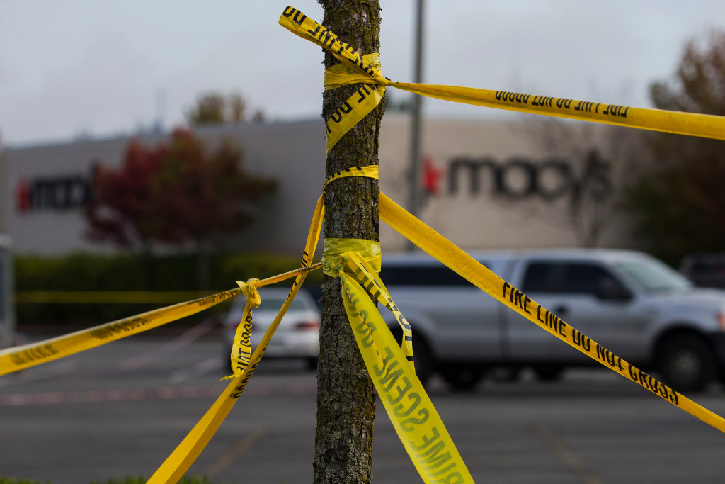 20-year-old suspect ID'd in shooting that killed 5 at Washington state mall