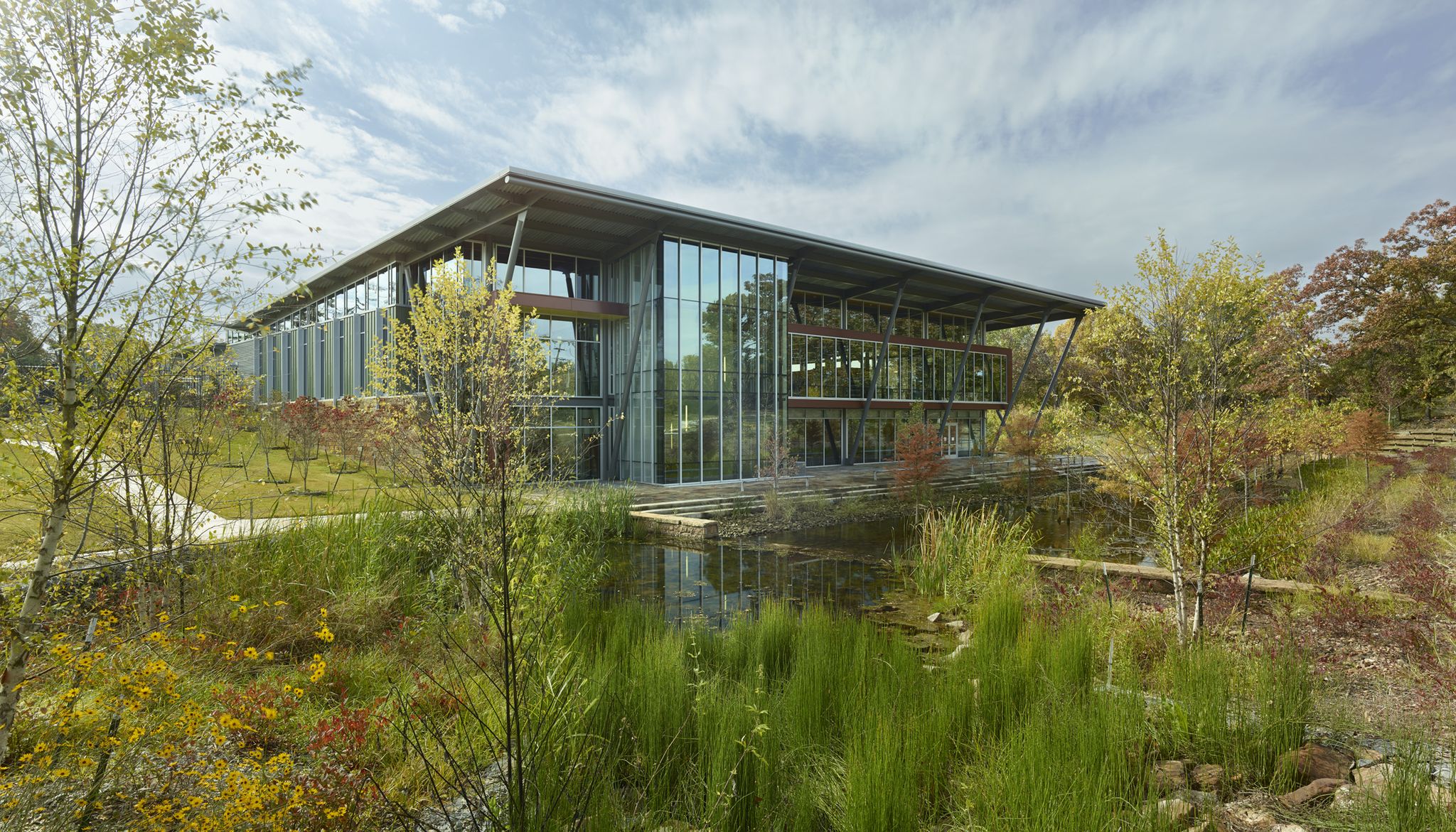 Hillary Berry Library What might a Hillary Clinton library look like? (Hint, there already is ...