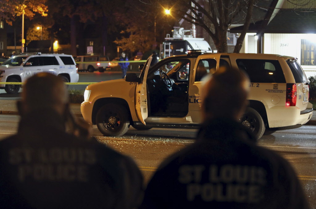 St. Louis police officer shot in face in 'ambush' attack, chief says