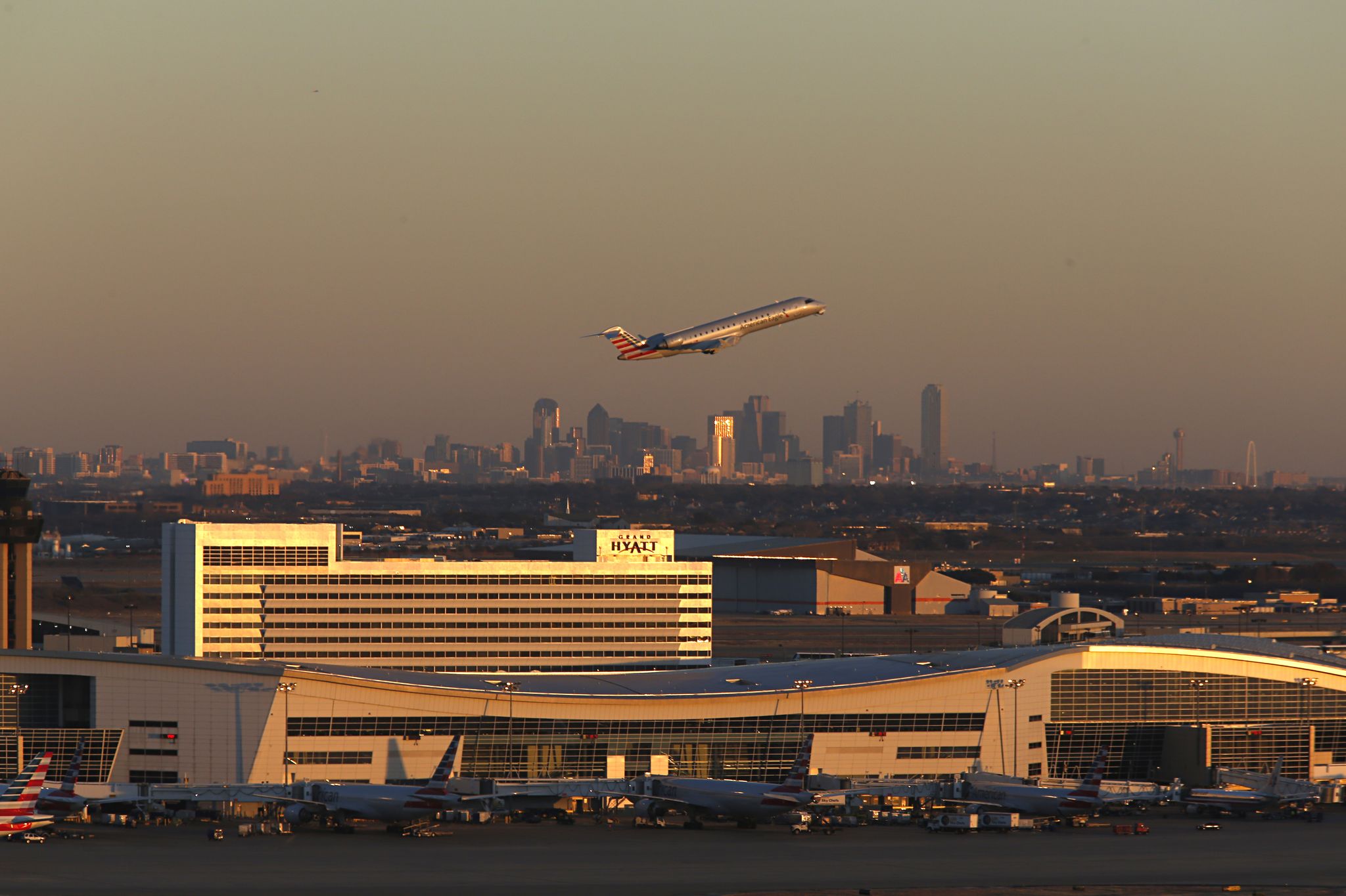 D/FW at 40: The airport that made Dallas-Fort Worth take off