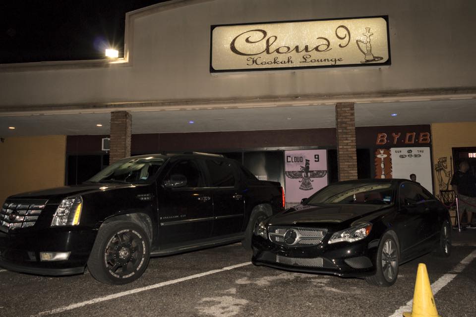Stabbing outside Richardson hookah bar leaves man in ICU, suspect at large