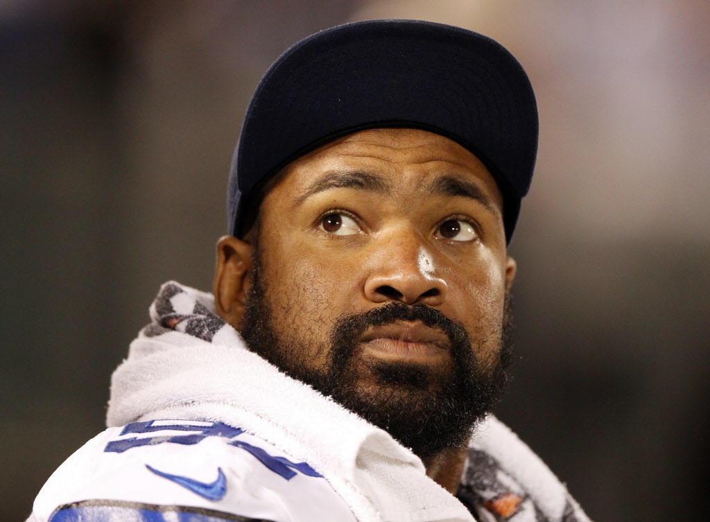 After birth of his third son, Dallas Cowboys DT Jason Hatcher named to ...