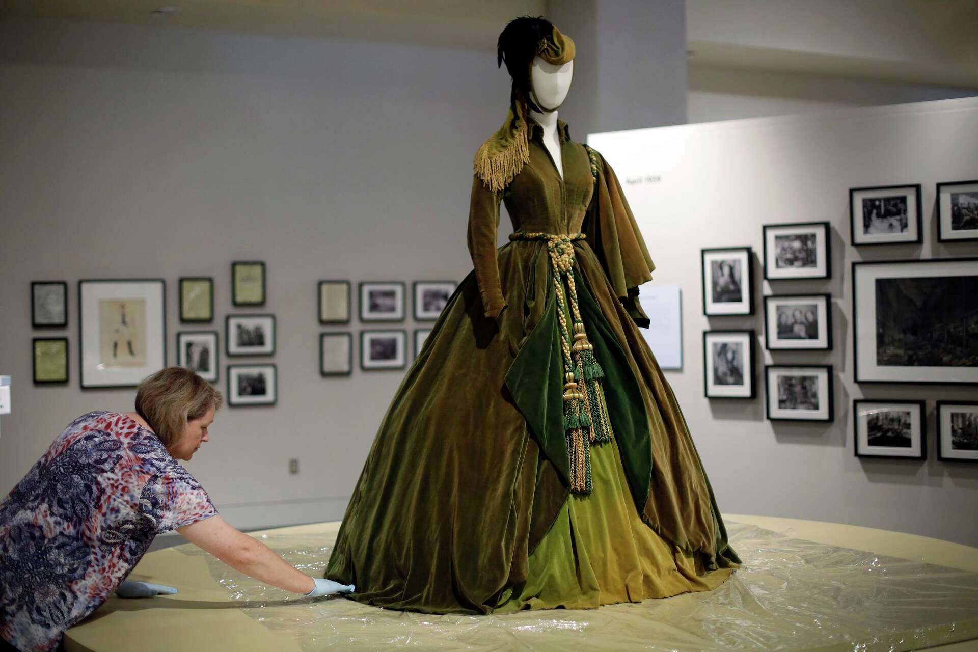 Exhibit at UT-Austin explores making of 'Gone With the Wind'