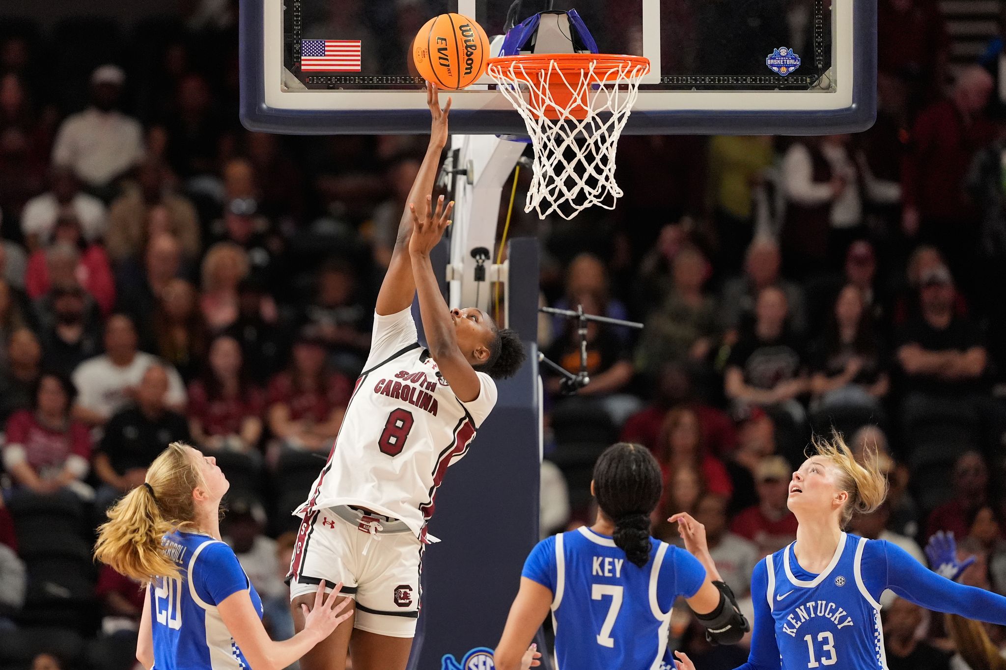 No. 3 South Carolina opens SEC Tournament title defense with 87-64 rout ...