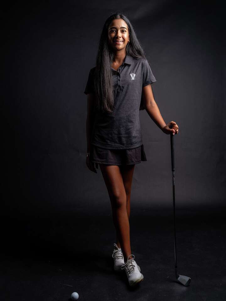 High school golf: a chat on life, sports with Vandegrift's Navya Modi