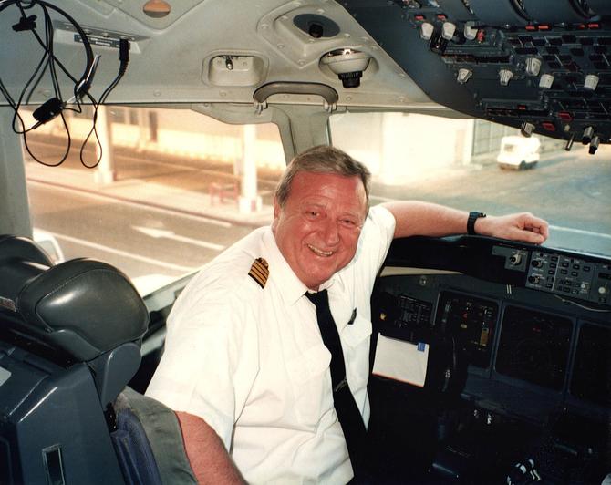 John Roush Pilot John Jaques, retired pilot who flew nation's leaders, dies at 78