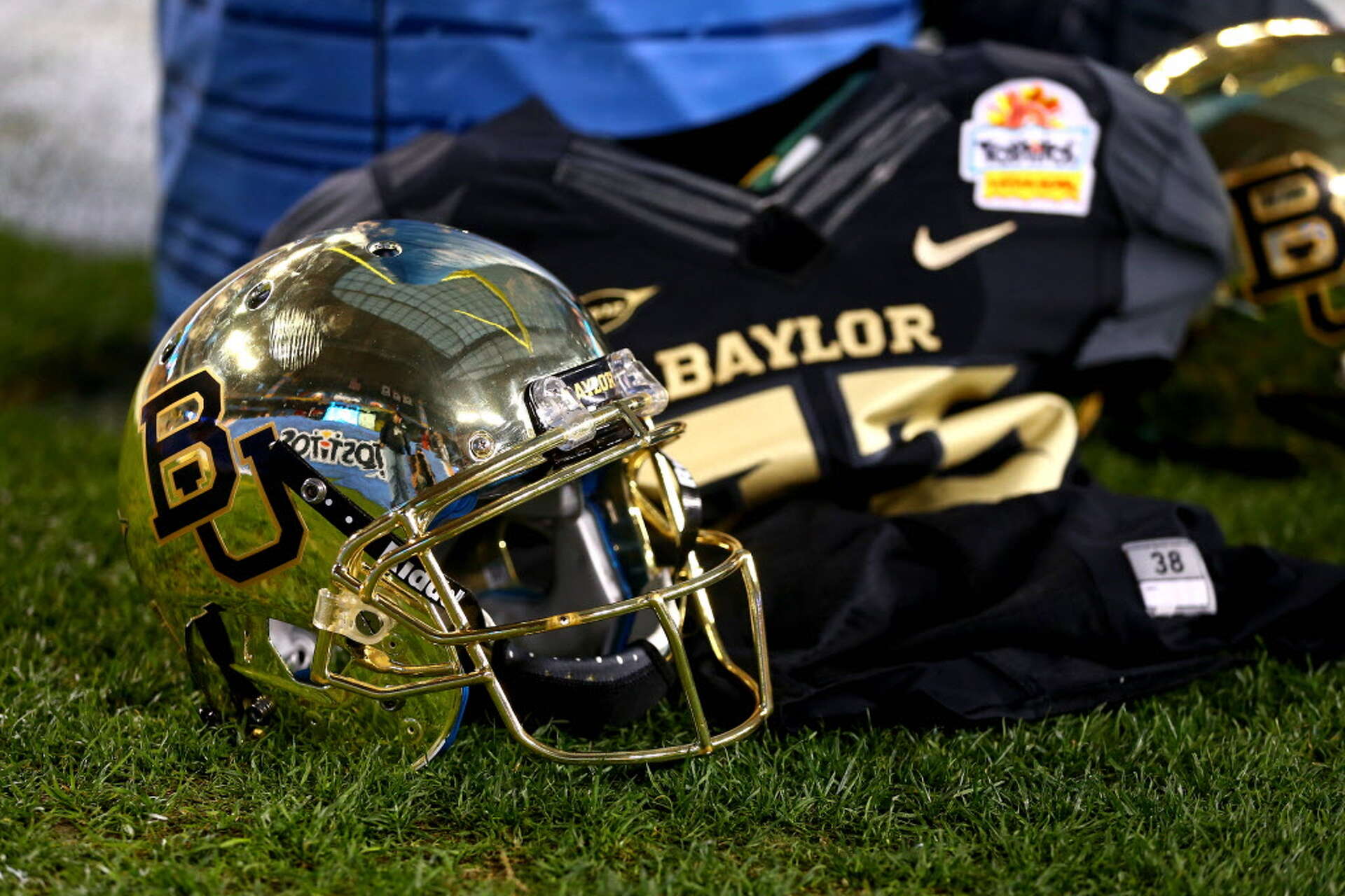 baylor football helmets 2014 Bears (Alternate 2) Mini Helmet  T-Mac Sports the S2BD The return, history and impact