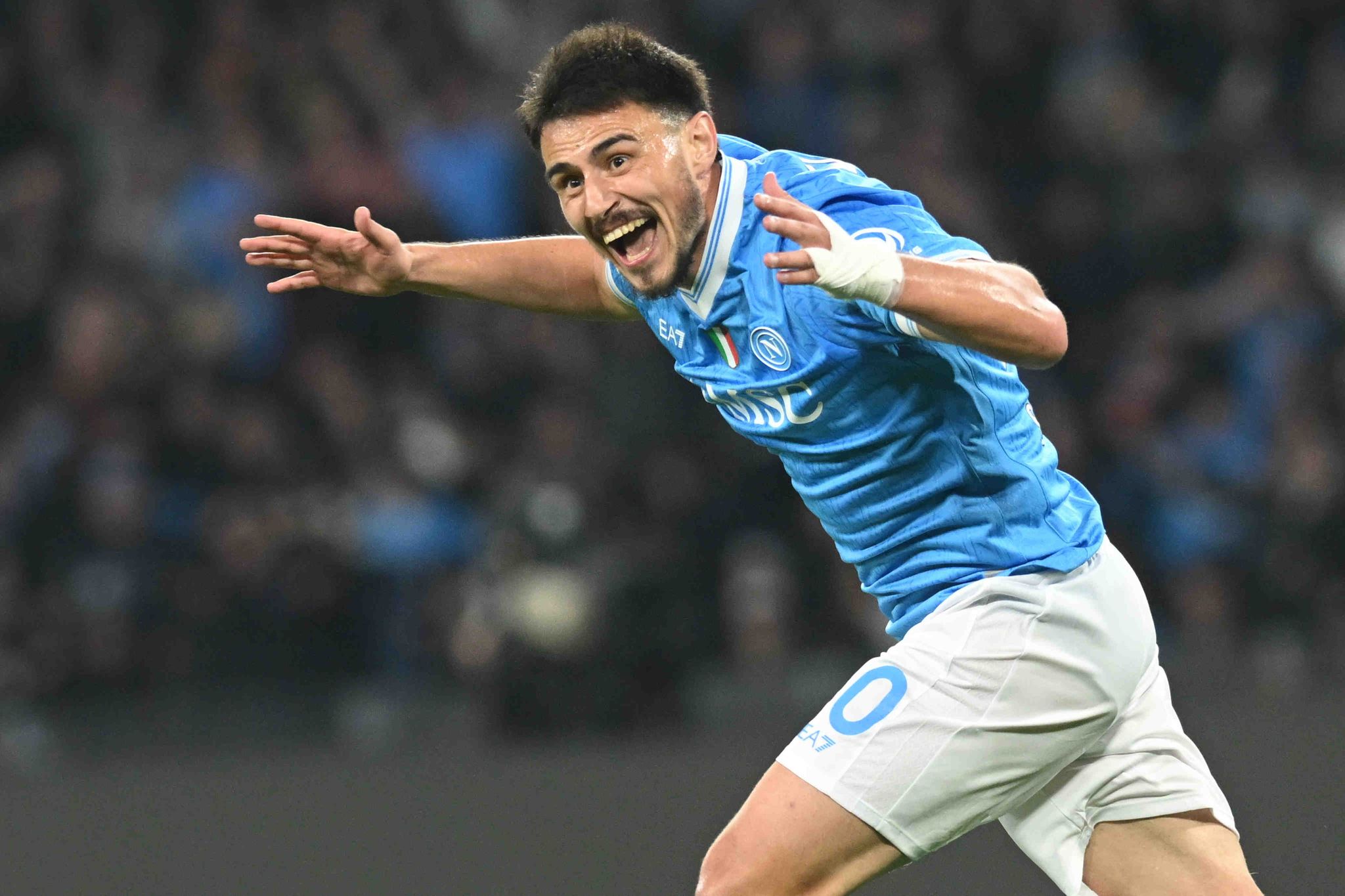 Napoli vence 2-1 a Torino, amplía su racha invicta en casa y recorta ...