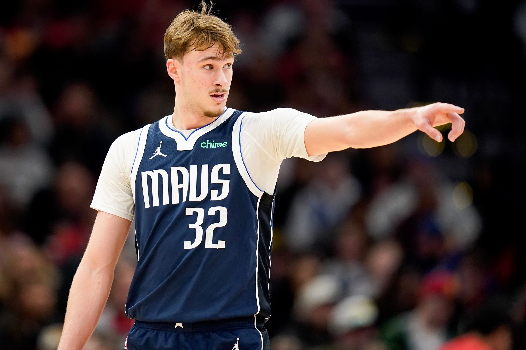 Dallas Mavericks announce deal with 105.3 The Fan to become team's new radio home