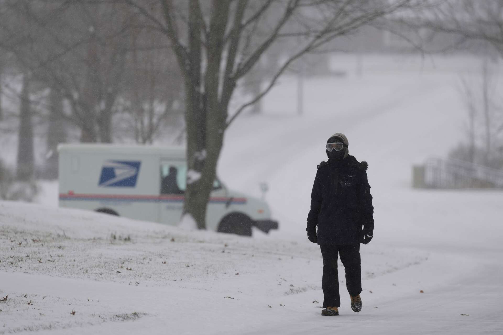 Massive winter storm across the US brings ice, frigid temperatures and ...