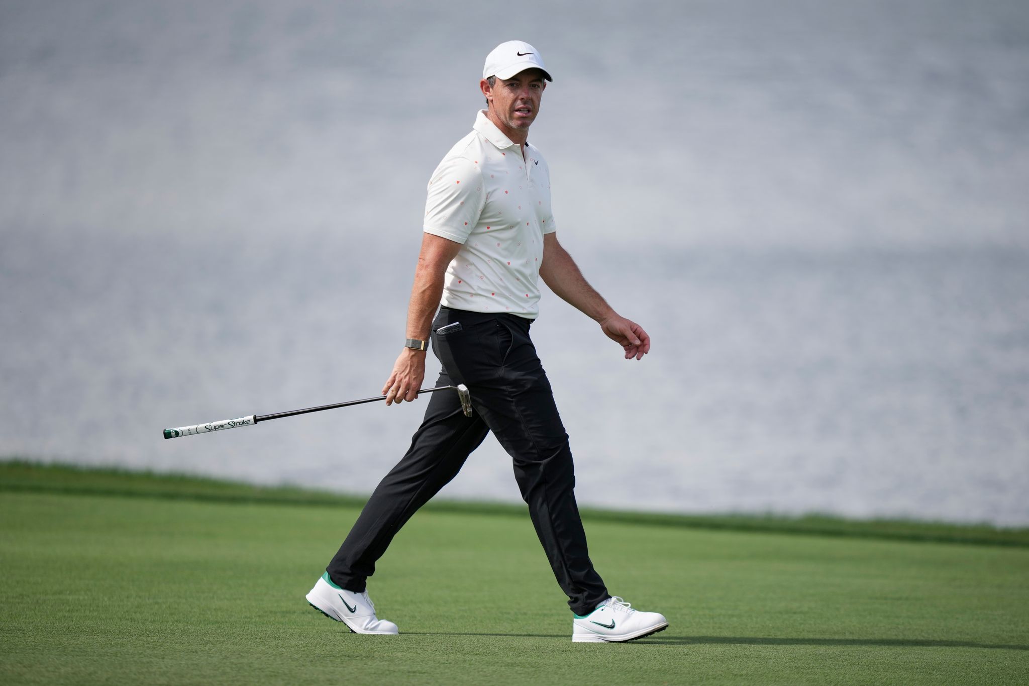 Rory McIlroy withdraws from Bay Hill with back spasm as golf enters a ...