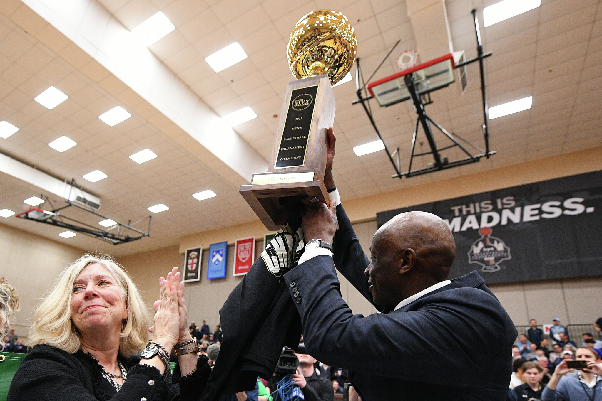 Tracking automatic NCAA Tournament bids: How many CT teams?