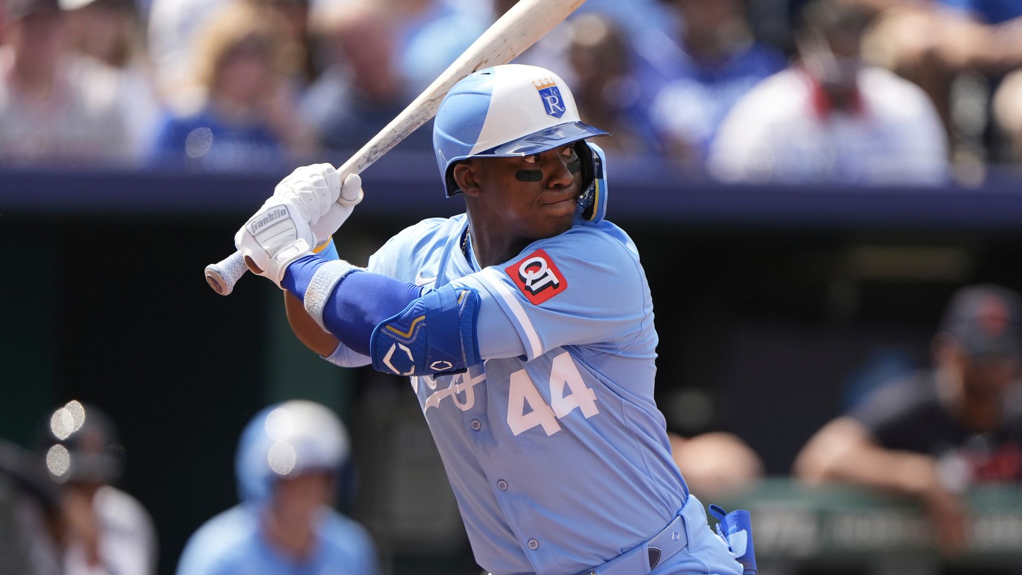 Rangers claim OF Dairon Blanco off waivers from the Royals and place ...