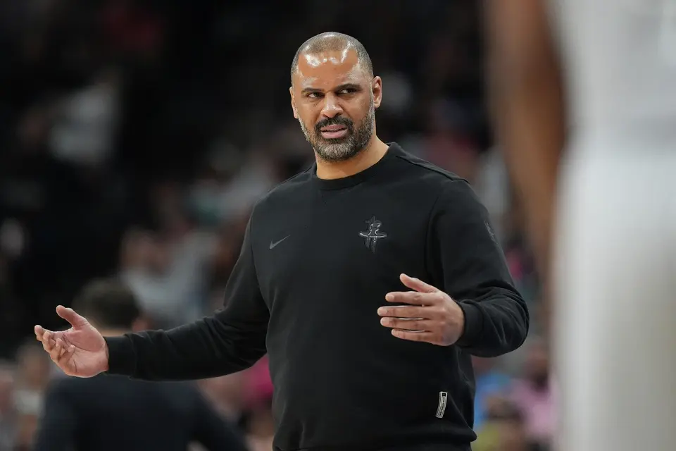 Houston Rockets head coach Ime Udoka reacts to a call during the second half of an NBA basketball game against the San Antonio Spurs in San Antonio, Sunday, March 8, 2026. (AP Photo/Eric Gay)