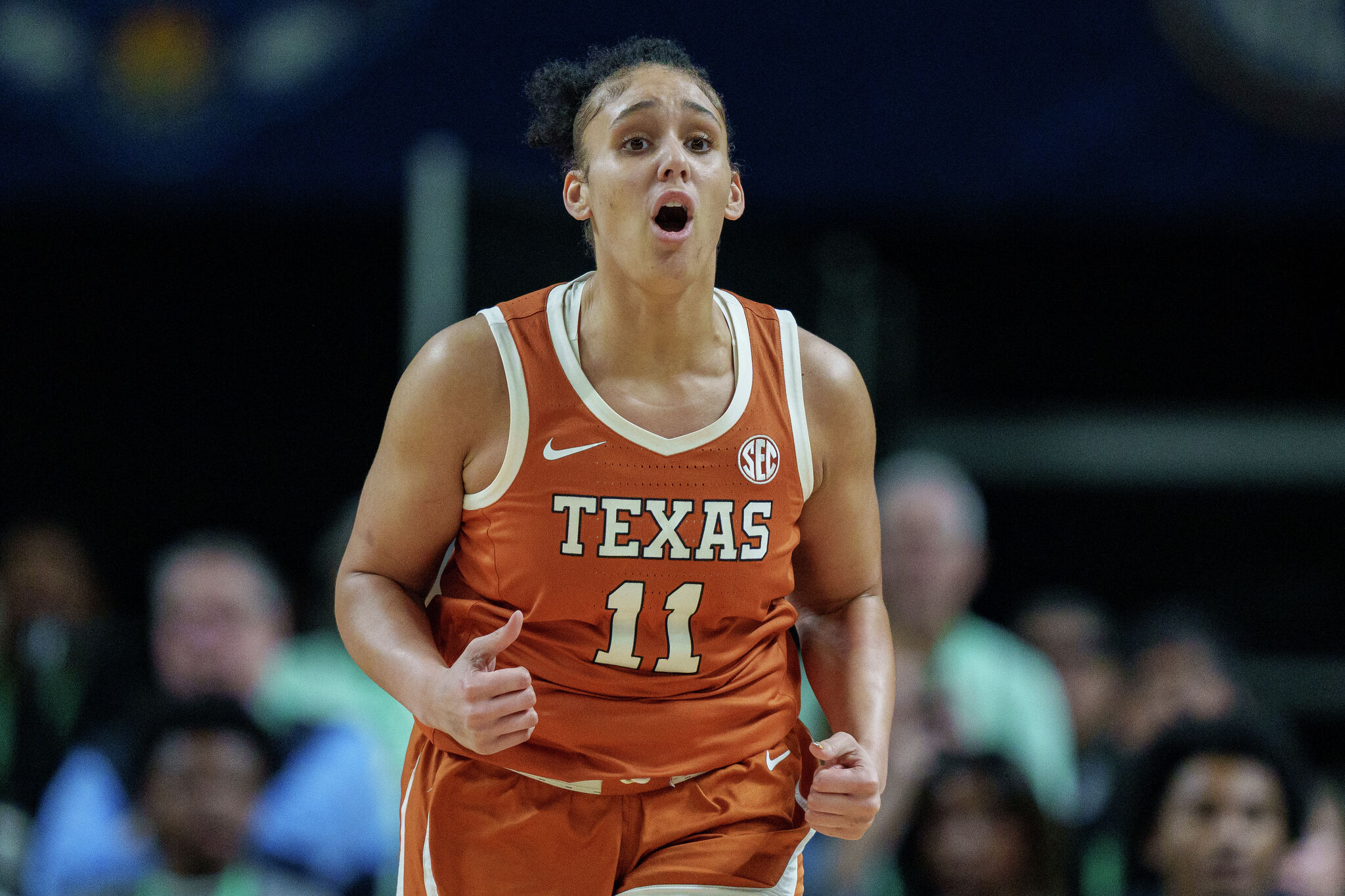 Justice Carlton stars for Texas after giving herself a second chance