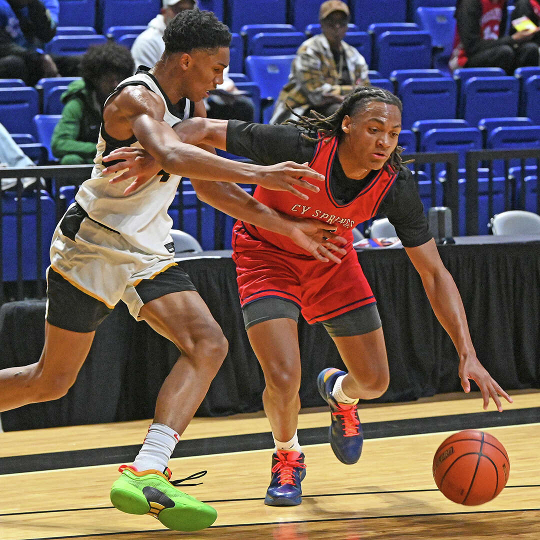 Cypress Springs will take on Little Elm in the Class 6A Division II state semifinals Tuesday.