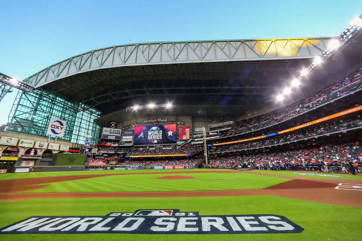 The Daikin Park roof is open on occassion in the postseason. But not during the 2026 World Baseball Classic.