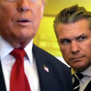 Trump team applying pressure to media: Tell the war's story the way we see it