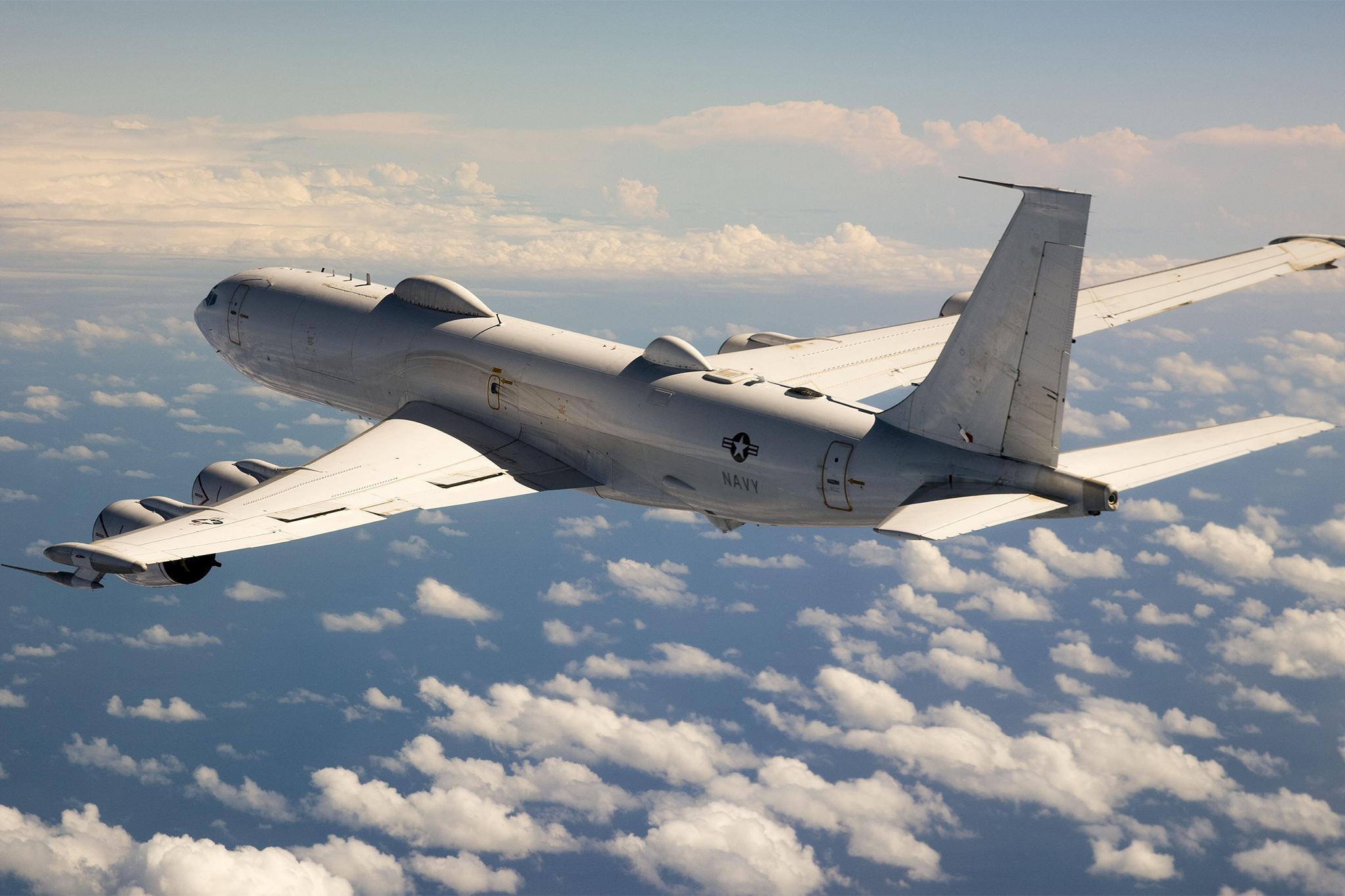 Gray 'Doomsday Plane' spotted flying low over California