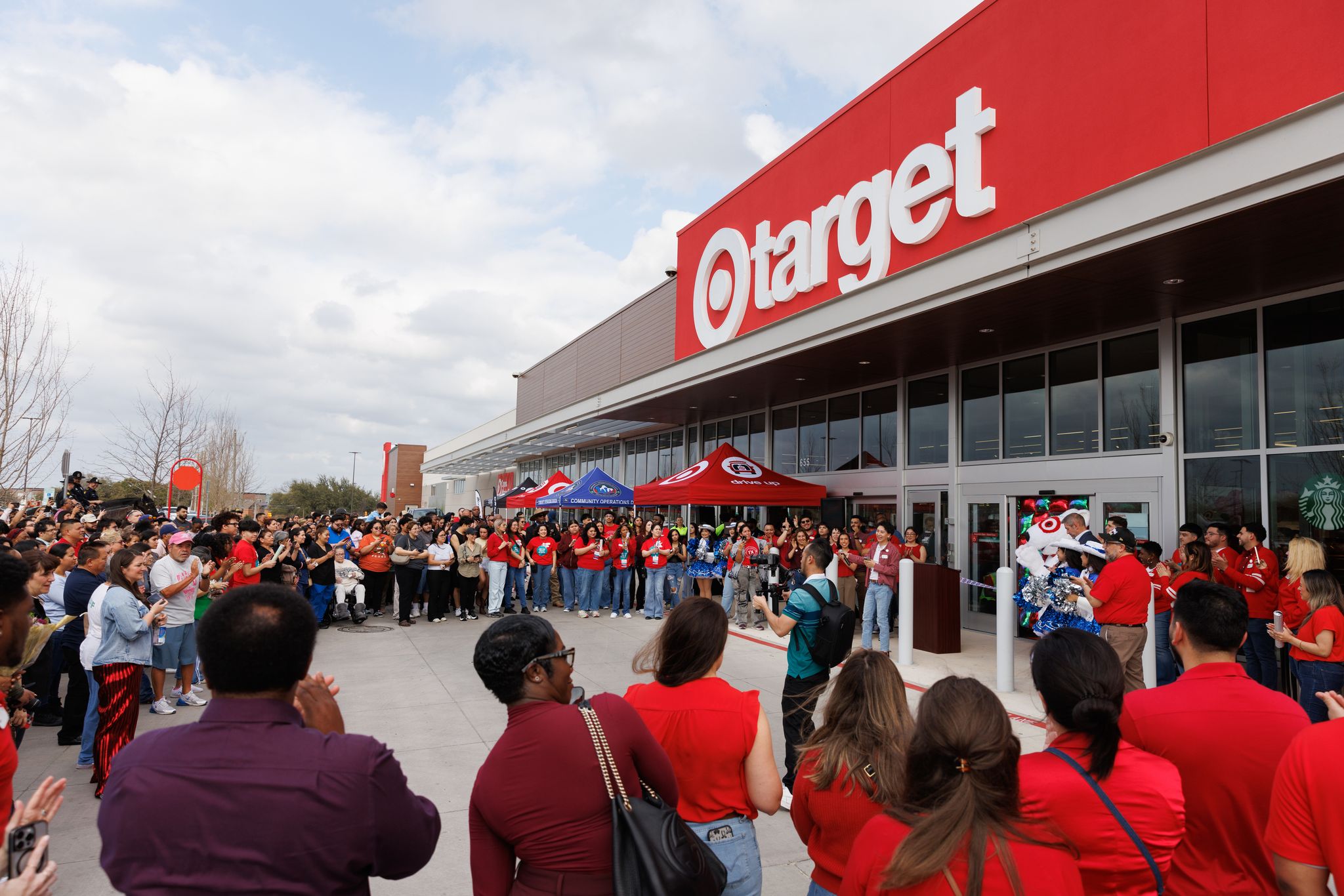 Target debuts in Oak Cliff after long wait