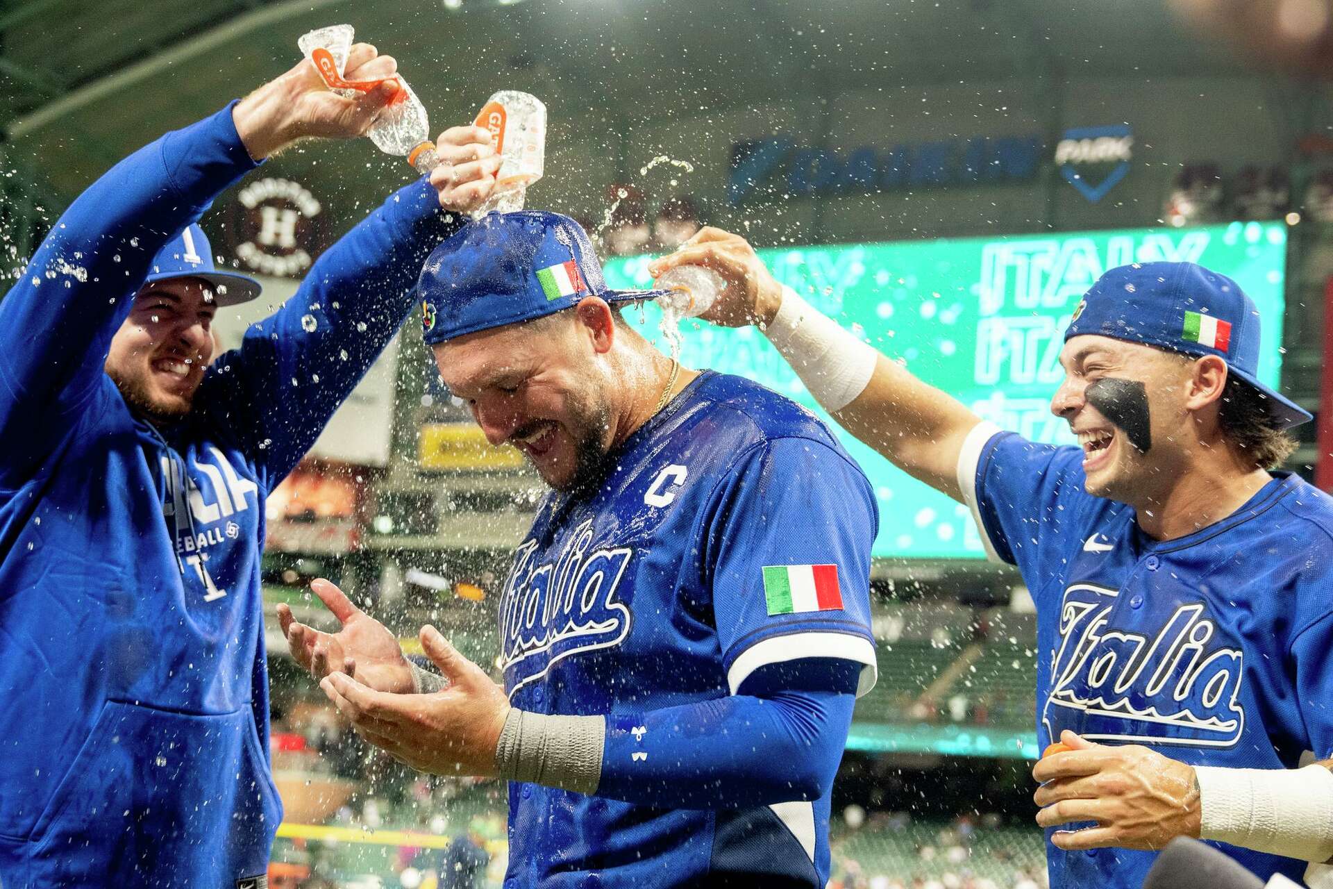 Team USA advances in World Baseball Classic with help from Italy