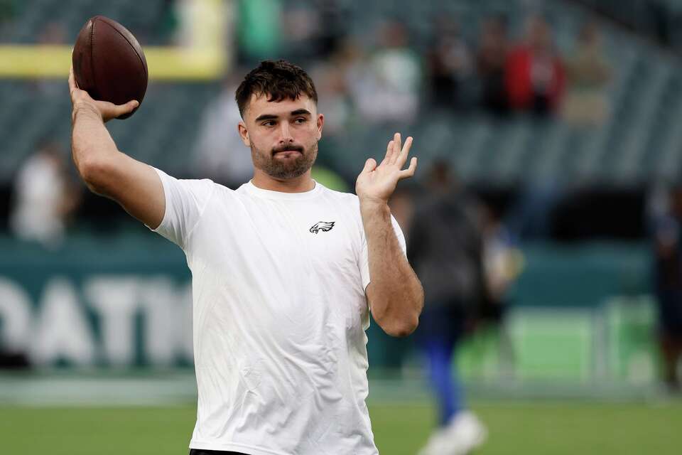 Who is Sam Howell? 5 things to know about the new Cowboys QB