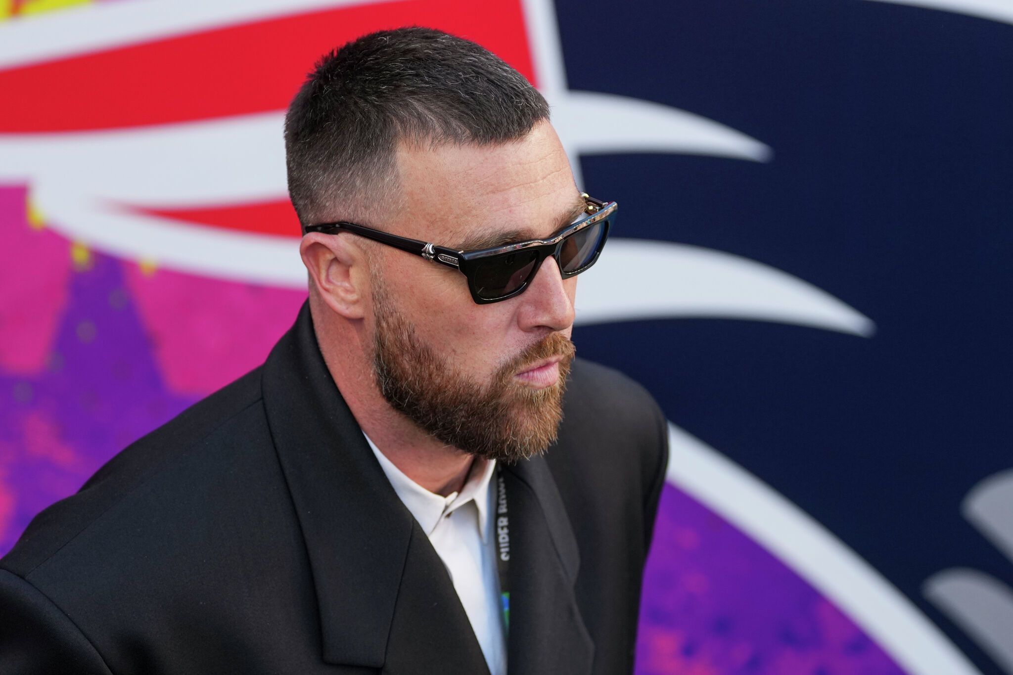 Six Flags ernennt Travis Kelce zum neuen Markenbotschafter
