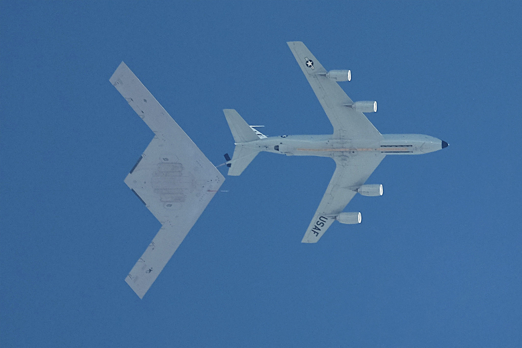 Test aircraft with nuclear capabilities apparently seen flying over Calif.