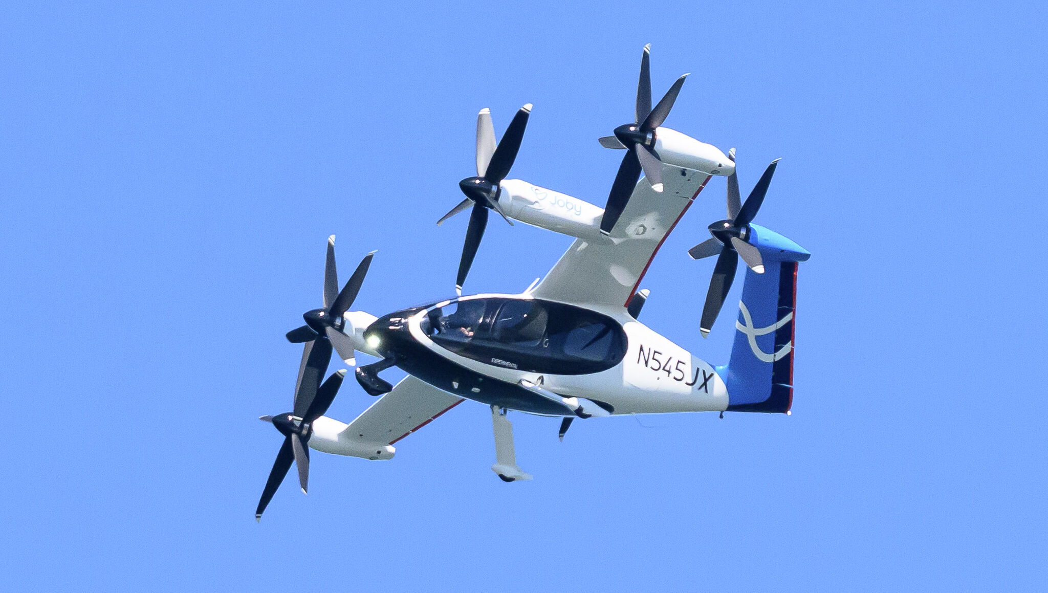 sfchronicle.com - Rachel Swan - A flying taxi crossed the Golden Gate. Could it soon take you from S.F. to Wine Country?