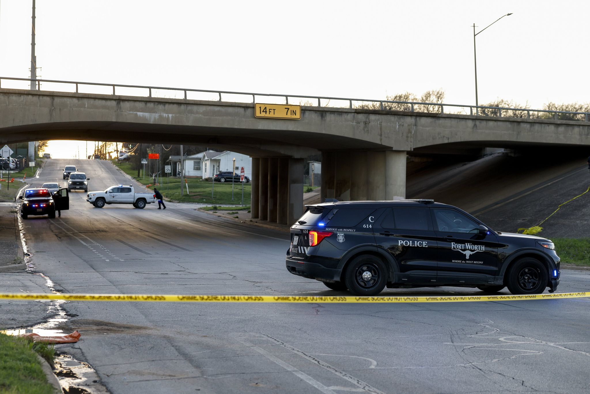 Police presence near Maddox Avenue in Fort Worth causing delays