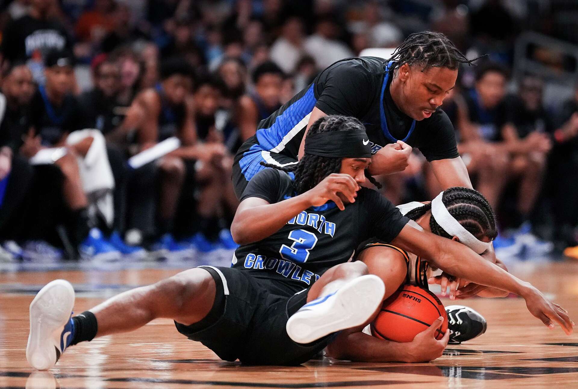 North Crowley wins first state title in boys basketball since 2008