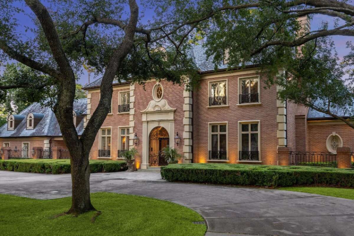 412 Timberwilde Lane, Hunters Creek Village, TX 77024.