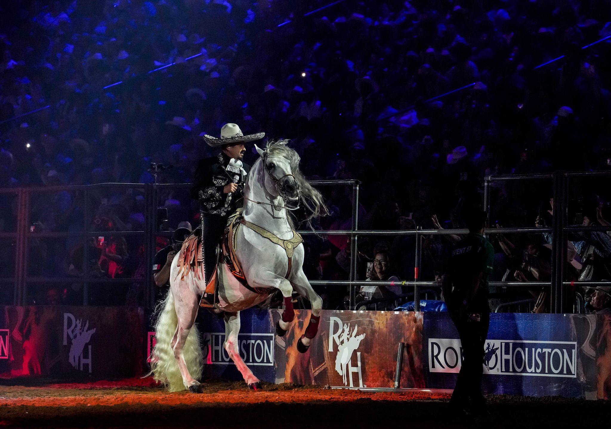 Houston rodeo review: Pepe Aguilar & ZacaTexan pride on Go Tejano Day