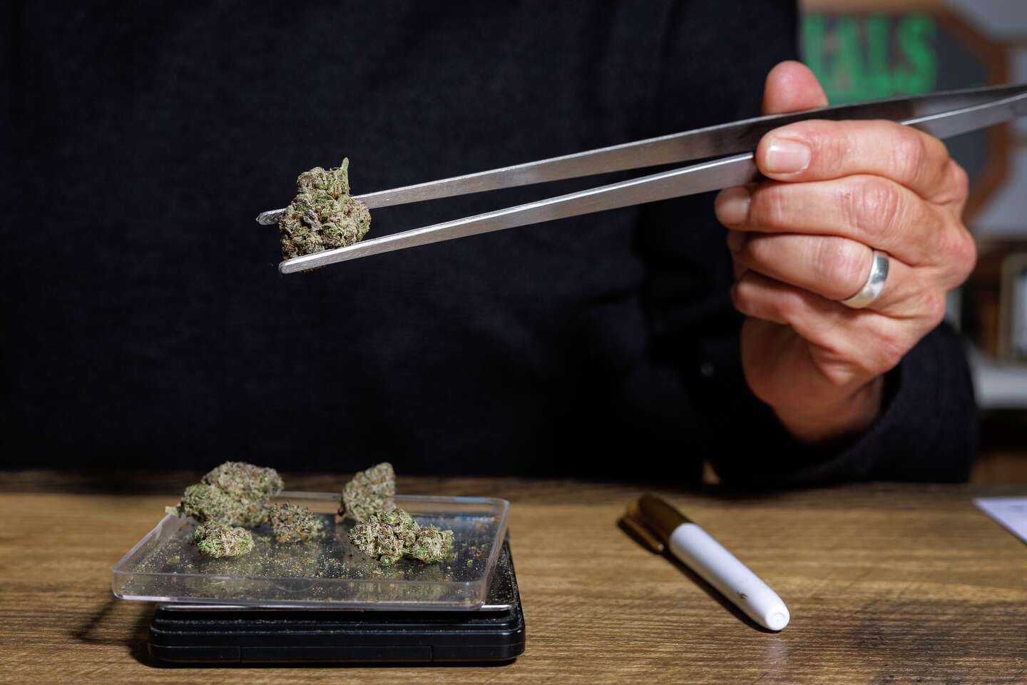 other ways to charge juul Other Ways To Charge Juul How to Charge and Maintain Your JUUL Properly – FREESMO