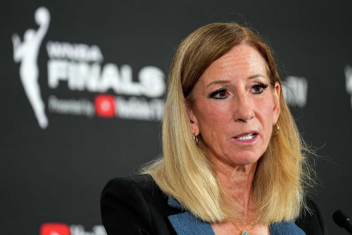 FILE -WNBA commissioner Cathy Engelbert speaks prior to Game 1 of a WNBA basketball final playoff series between the Las Vegas Aces and the Phoenix Mercury, Oct. 3, 2025, in Las Vegas., File)