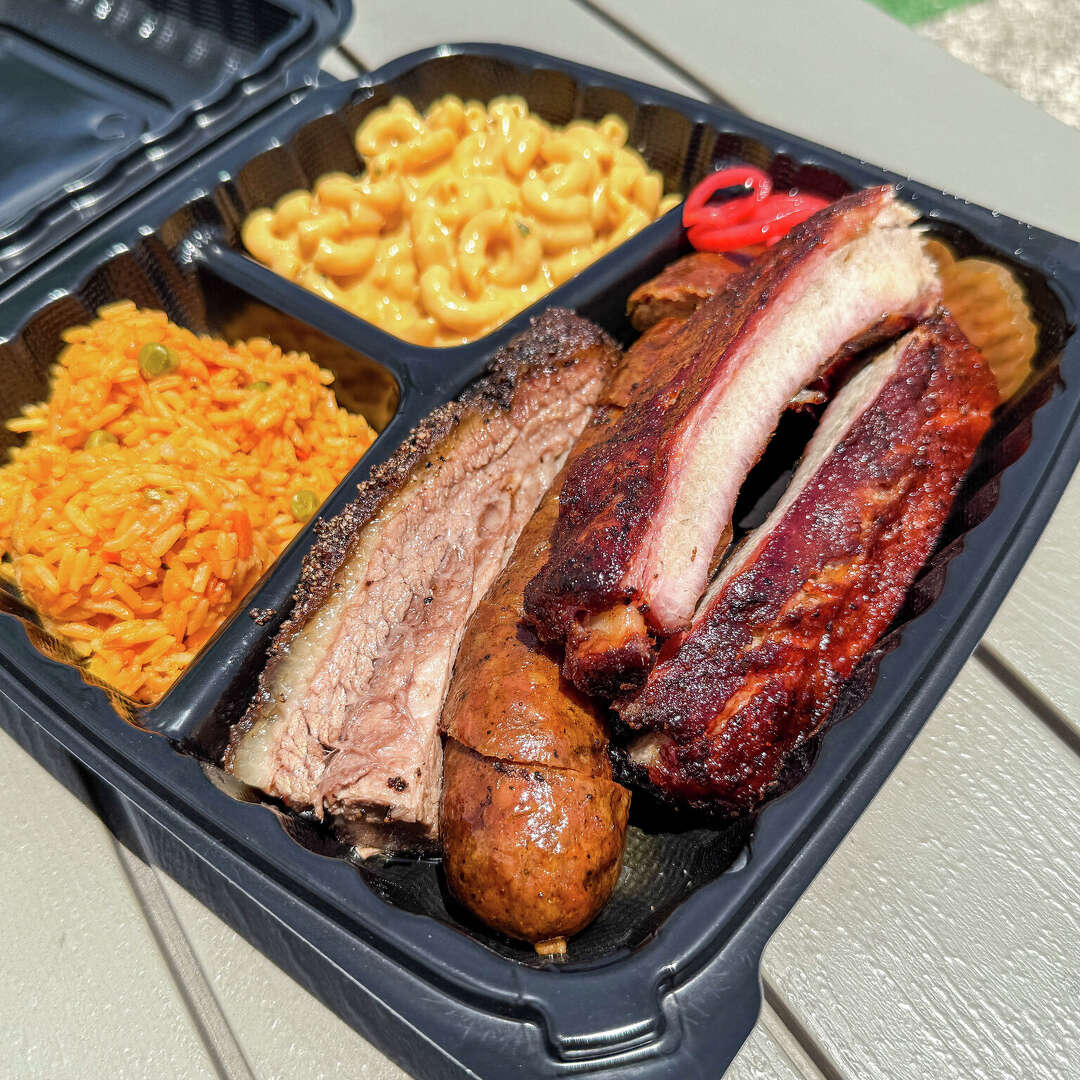 Midan's BBQ trailer, Baytown