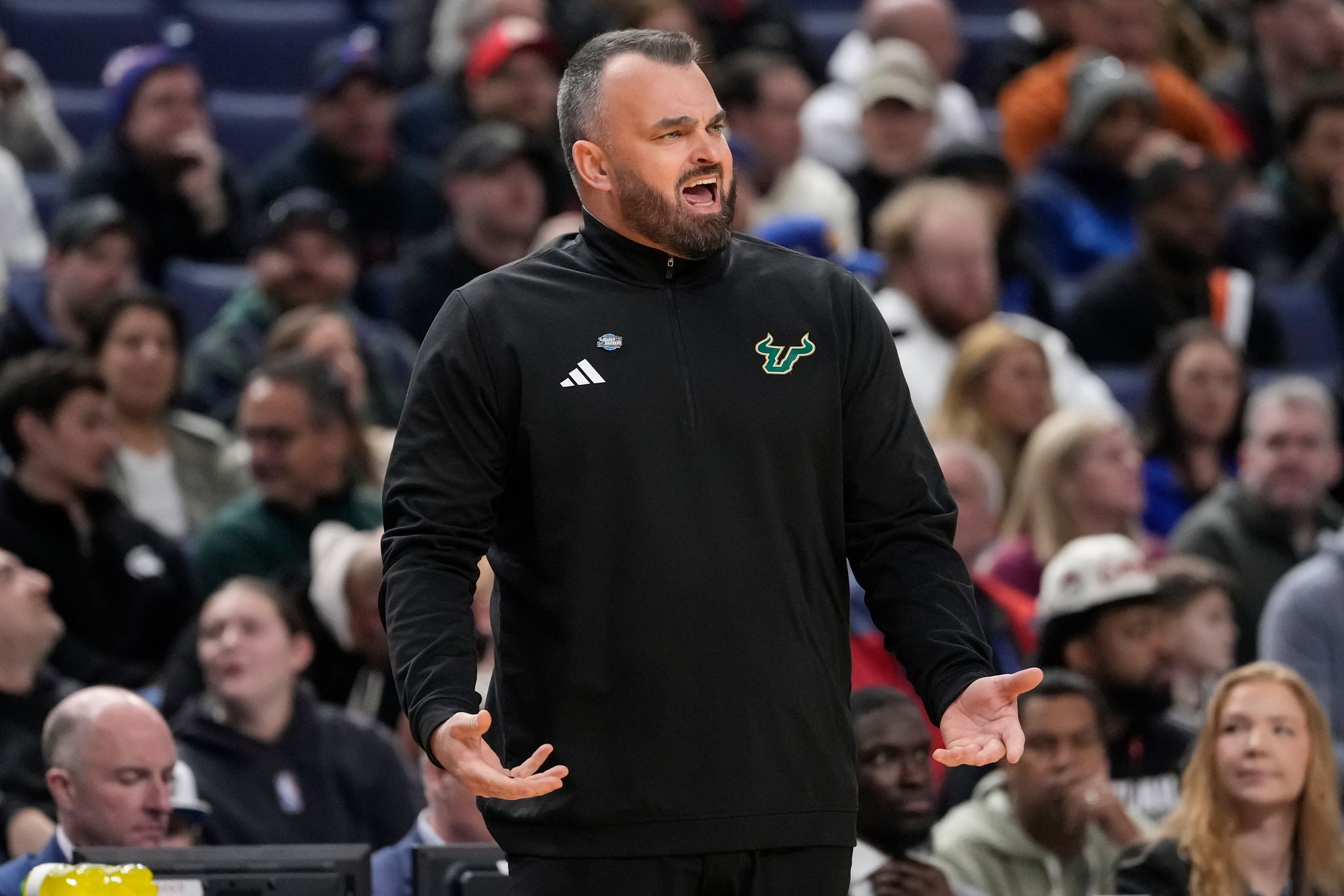 chron.com - Providence brings in Bryan Hodgson from South Florida as men's basketball coach