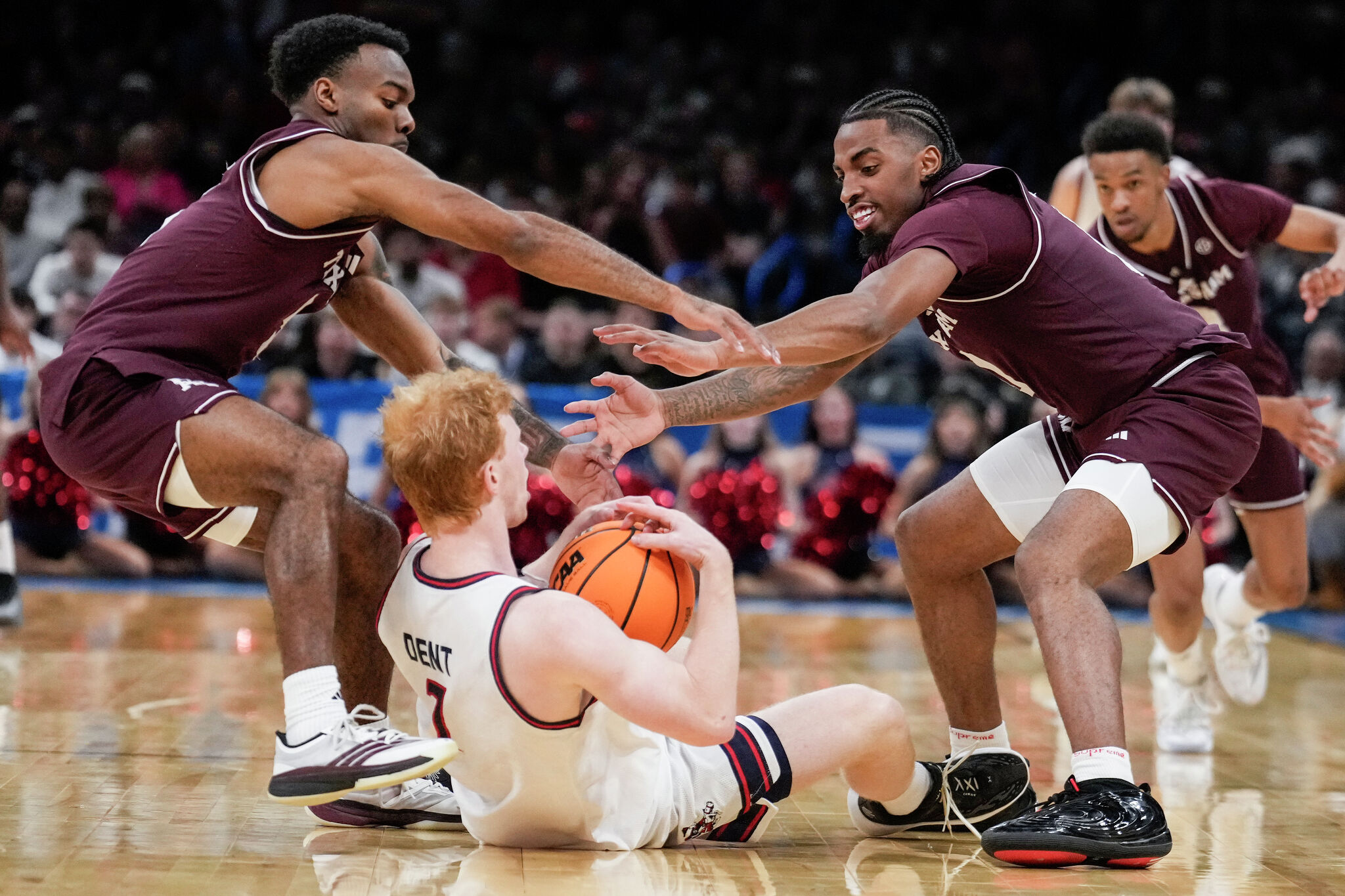 Texas A&M got defensive to put away St. Mary's in NCAA first-round win