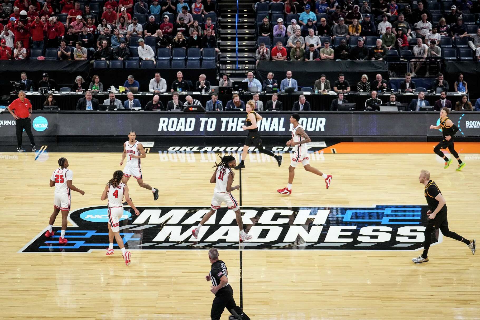 Houston drops back on defense after scoring against against the Idaho during the first half in the first round of the NCAA college basketball tournament in Oklahoma City, Thursday, March 19, 2026.