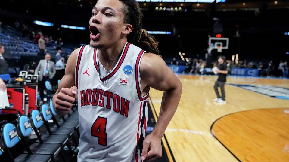 Houston guard Kingston Flemings celebrates as he runs off the court after the Cougars beat Idaho 78-47 during the second half in the first round of the NCAA college basketball tournament in Oklahoma City, Thursday, March 19, 2026.