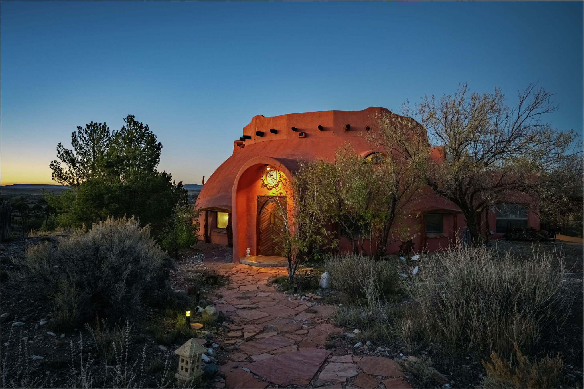 chron.com - Allyson Ackerman - New Mexico's famous 'Dreaming Dome' home hits market for $1.4 million