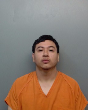 LPD: Laredo man arrested after chasing, striking vehicle in fight