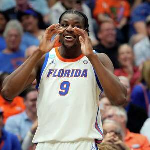 Florida begins title defense with 59-point rout of Prairie View, 2nd-biggest margin in NCAA tourney